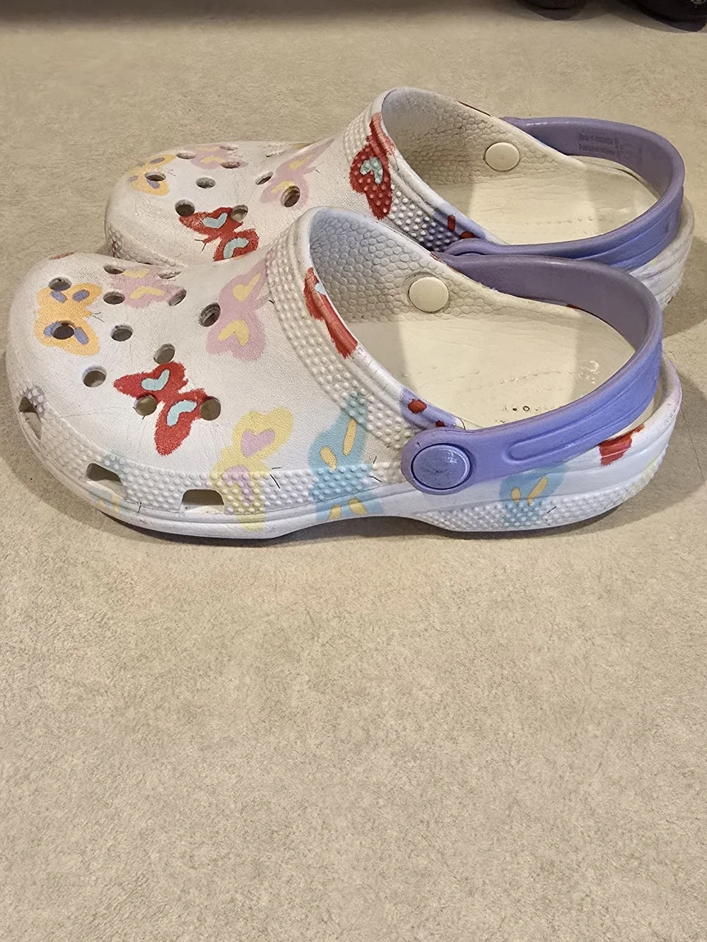 Kids White Butterfly Clogs with Purple Strap - Crocs-style